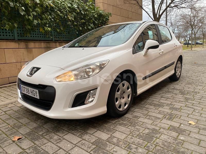 Usado Peugeot 308 Active 92 CV (67 kW) 2011 Blanco Berlina