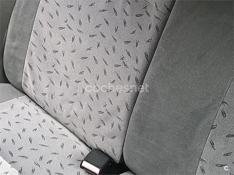 Gris / plata Usado 2003 Citroën Saxo Utilitario | 1600 € (Buen precio) - Imagen 1/4