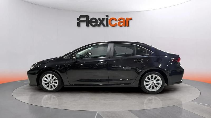 Usado Toyota Corolla Active 126 CV (92 kW) 2023 Negro Berlina