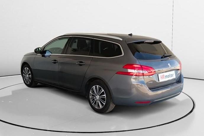 Usado Peugeot 308 Allure 131 CV (96 kW) 2021