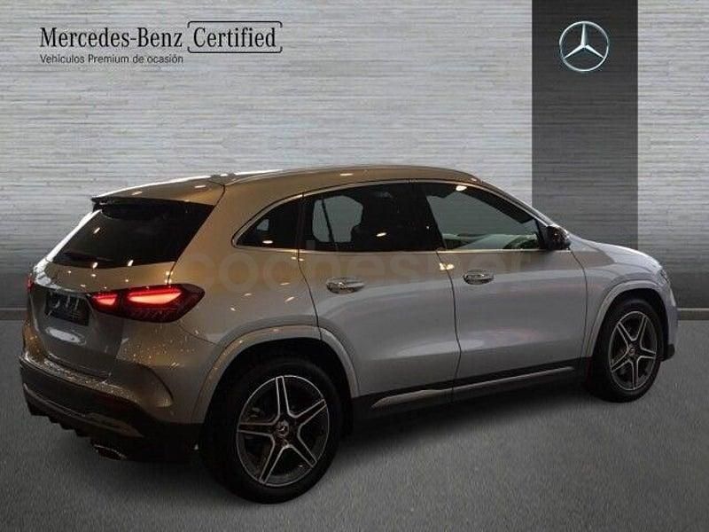 Usado Mercedes GLA200 163 CV (119 kW) 2025 Gris / plata SUV