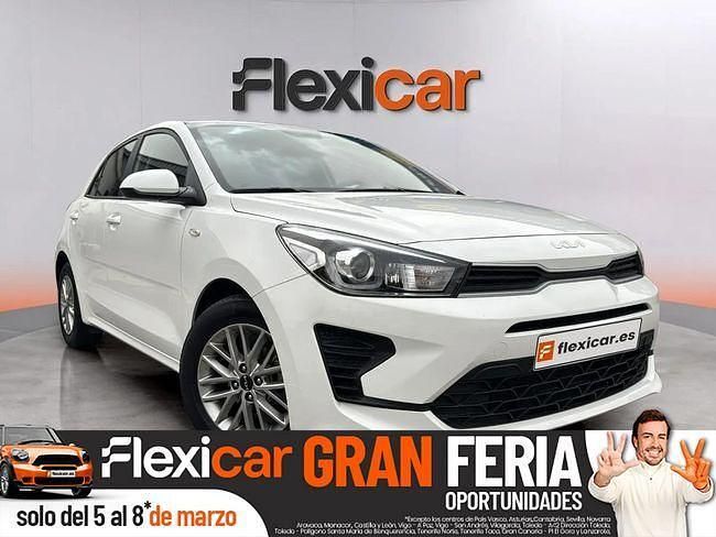 Usado Kia Rio 84 CV (61 kW) 2022 Blanco