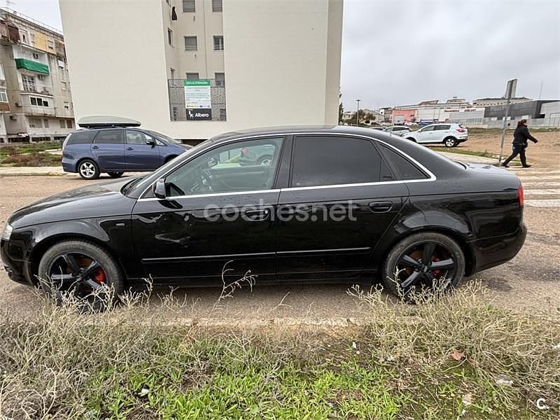 Usado Audi A4 140 CV (102 kW) 2007 Negro Berlina