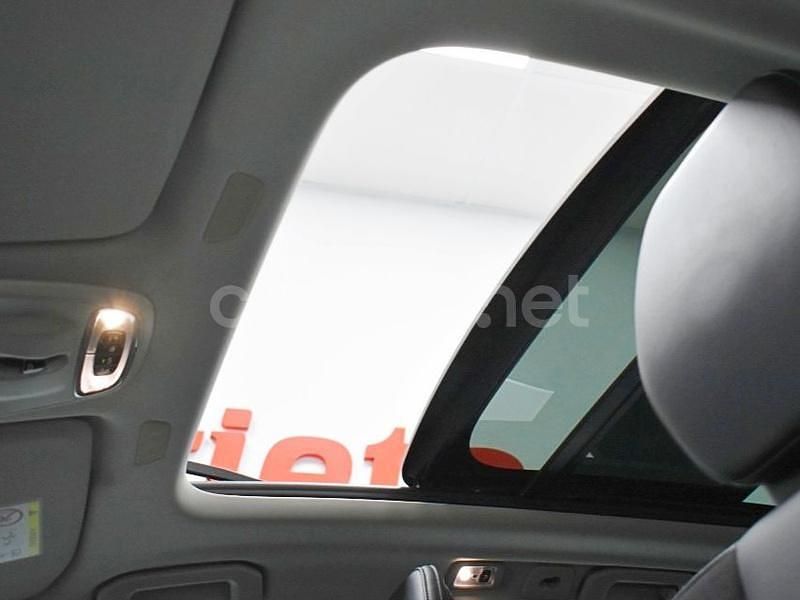 Gris / plata Usado 2020 Volvo XC60 Business Edition SUV | 28.900 € (Precio justo) - Imagen 1/4