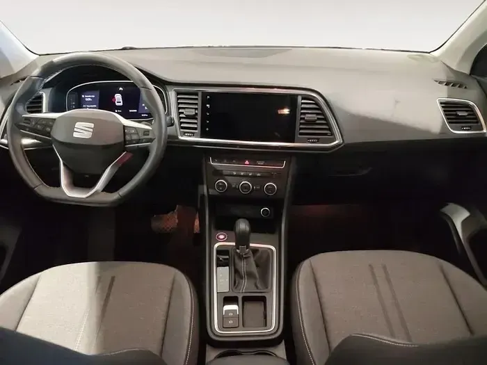 Usado Seat Ateca Style 150 CV (110 kW) 2025 Blanco SUV