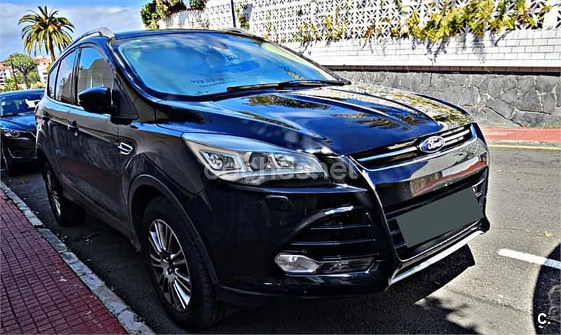 Używany Ford Kuga Titanium 140 KM (102 kW) 2013 Czarny SUV