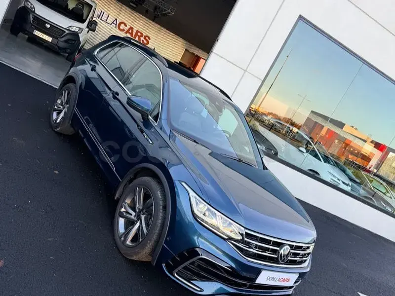 Usado VW Tiguan R-line 150 CV (110 kW) 2022 Azul SUV