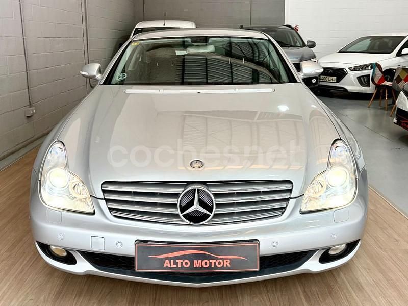 Gris / plata Usado 2005 Mercedes CLS350 Berlina | 9900 € (Precio justo) - Imagen 1/4