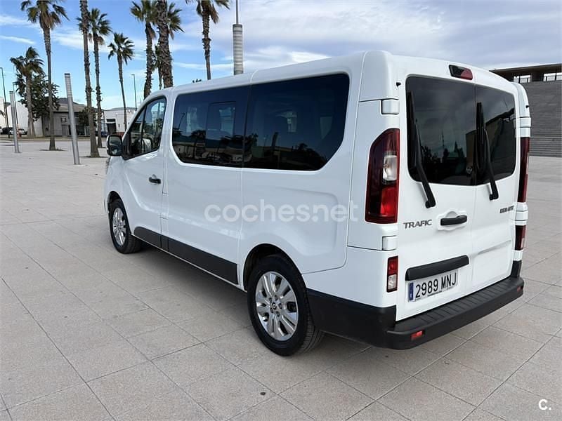 Blanco Usado 2024 Renault Trafic Equilibre Monovolumen | 32.000 € (Precio justo) - Imagen 1/3