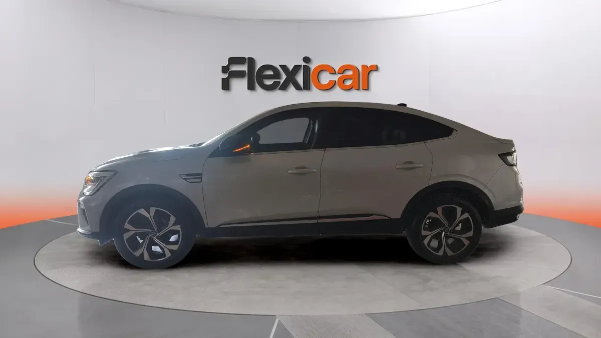 Usado Renault Arkana Evolution 140 CV (102 kW) 2024 Blanco SUV
