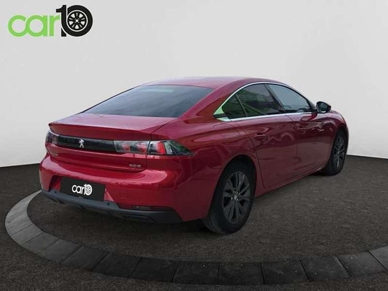 Usado Peugeot 508 Active 131 CV (96 kW) 2019 Rojo Berlina