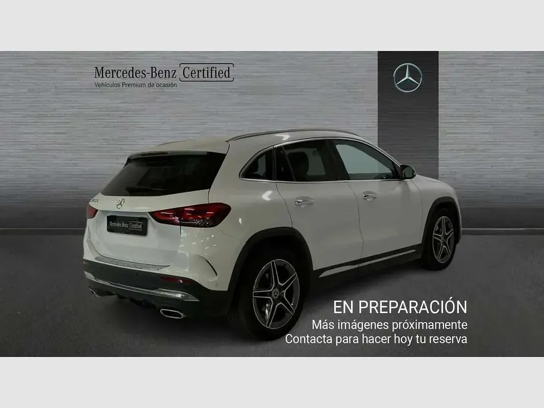 Usado Mercedes GLA200 150 CV (110 kW) 2023 Blanco SUV