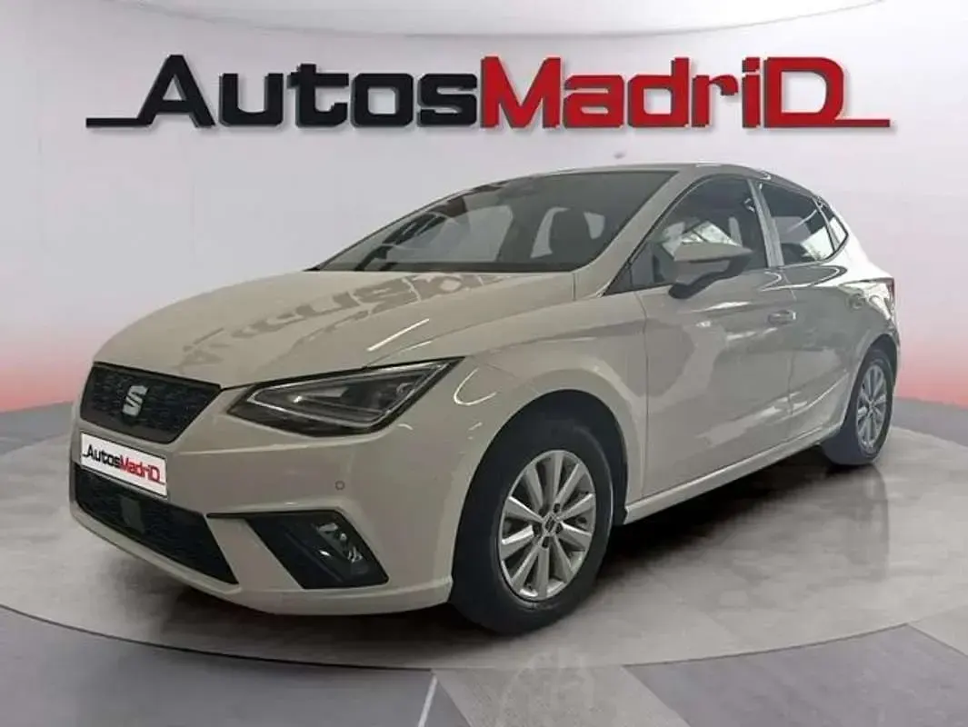 Usado Seat Ibiza Style 110 CV (80 kW) 2023 Blanco Utilitario