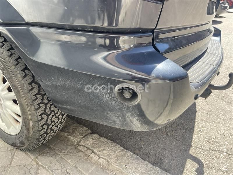 Usado Chrysler Voyager 150 CV (110 kW) 2005 Azul Monovolumen