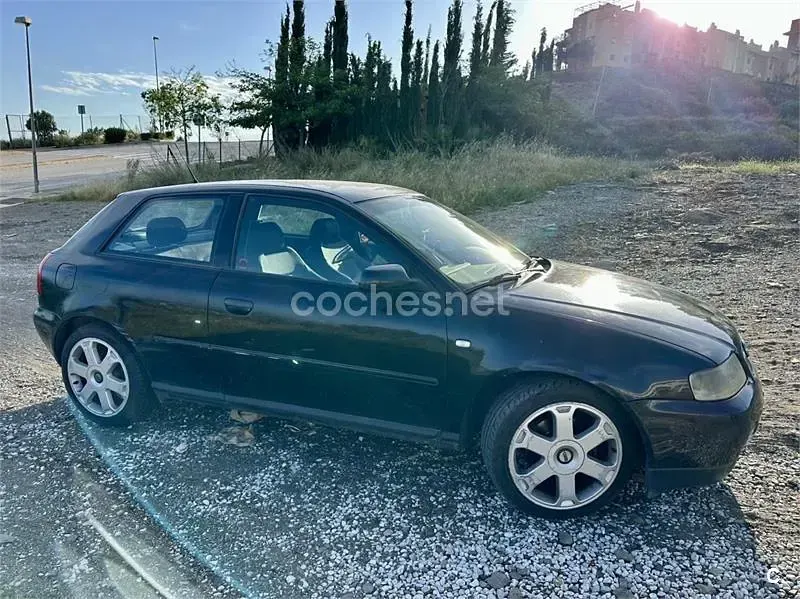 Usado Audi A3 Ambition 130 HP (95 kW) 2002 Preto Citadino