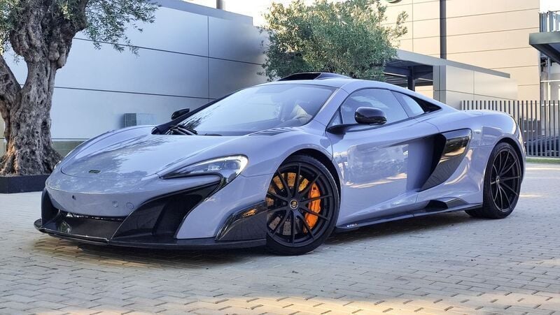 Usado McLaren 675LT 675 CV (496 kW) 2016 Gris claro Coupe