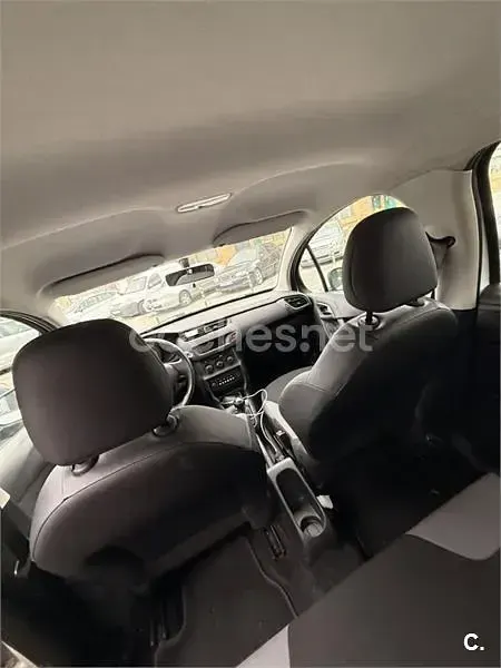Usado Citroën C3 Attraction 60 CV (44 kW) 2011 Blanco Berlina