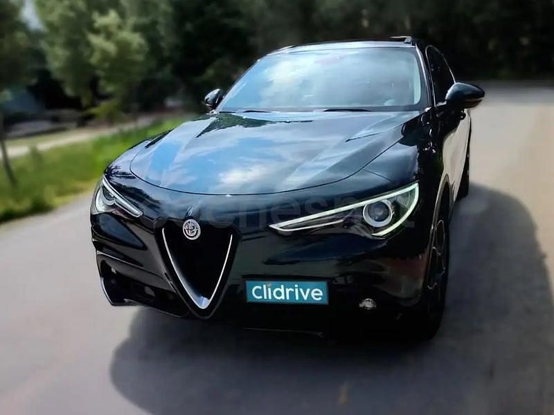 Usado Alfa Romeo Stelvio Executive 210 CV (154 kW) 2019 Verde SUV