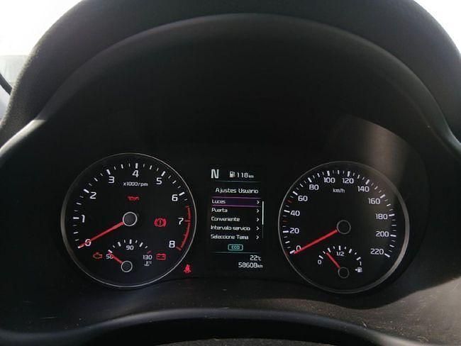 Usado Kia Stonic 101 CV (74 kW) 2023 Azul SUV