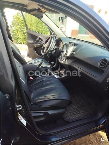 Gris / plata Usado 2007 Toyota RAV4 Sol SUV | 14.000 € - Imagen 1/4