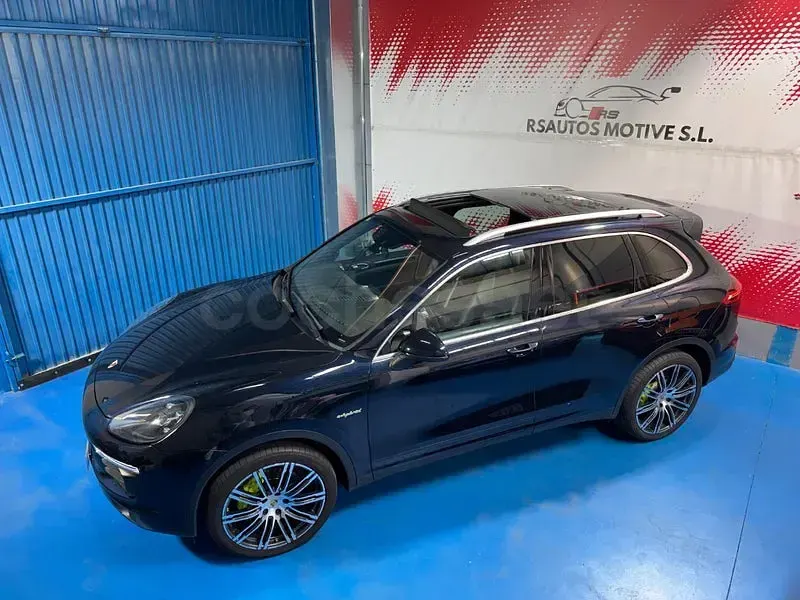 Usado Porsche Cayenne S E-Hybrid 416 CV (305 kW) 2015 Azul SUV