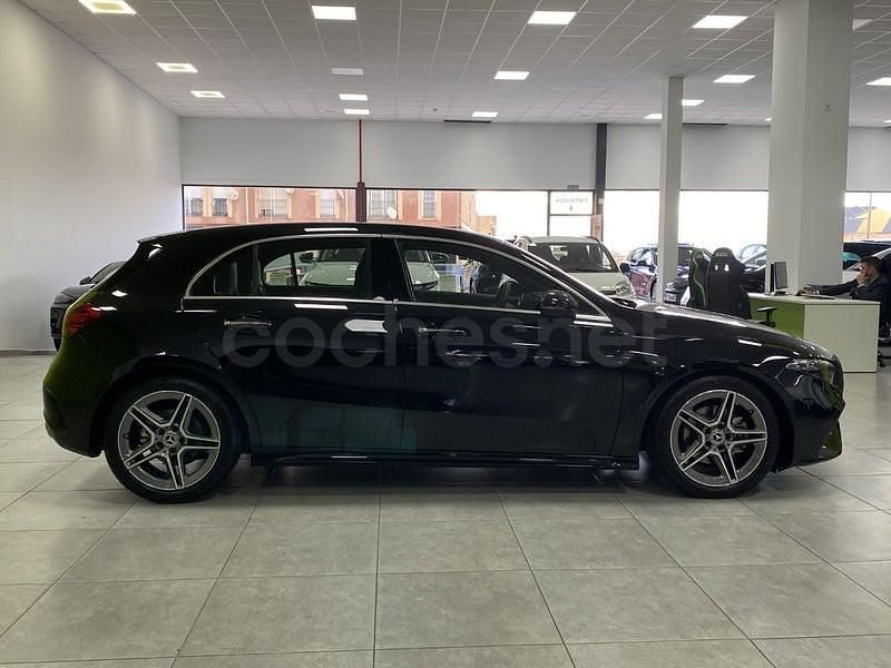 Usado Mercedes A180 AMG 136 CV (100 kW) 2025 Negro Berlina