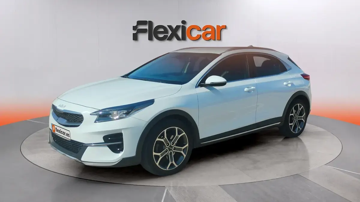 Usado Kia XCeed 120 CV (88 kW) 2022 Blanco SUV