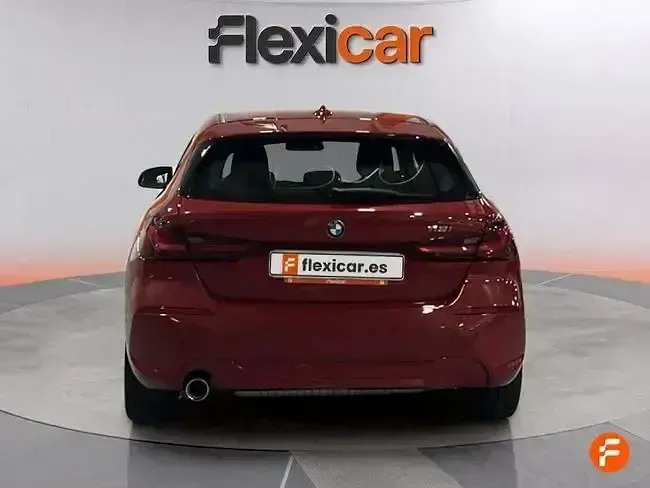 Usado BMW 118 136 HP (100 kW) 2023 Vermelho Citadino
