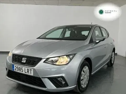 Usado Seat Ibiza Style 80 CV (58 kW) 2021 Plata Utilitario
