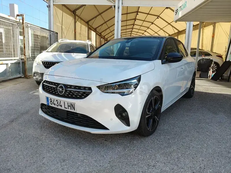 Usado Opel Corsa Ultimate 100 CV (73 kW) 2020 Blanco Utilitario