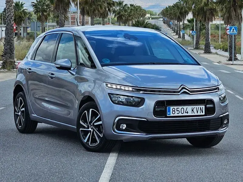 Usado Citroën C4 SpaceTourer Feel 130 CV (95 kW) 2019 Gris / plata Monovolumen