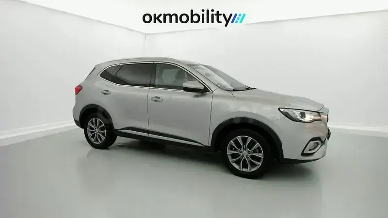 Usado MG HS Comfort 162 CV (119 kW) 2023 Gris / plata SUV