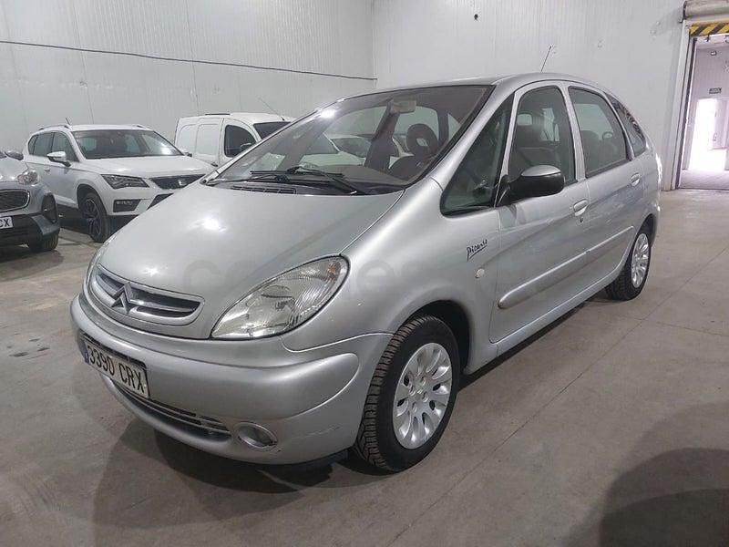 Usado Citroën Xsara Picasso Exclusive 117 CV (86 kW) 2004 Gris / plata Monovolumen