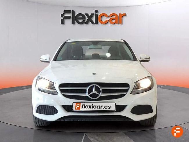 Usado Mercedes C180 116 CV (85 kW) 2017 Blanco Berlina