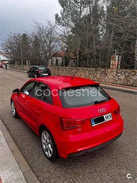 Usado Audi A1 Sportback 90 CV (66 kW) 2015 Rojo Utilitario