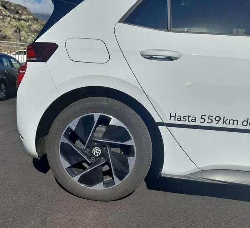 Usado VW ID.3 Pro 150 kW (204 CV) 2024 Blanco Utilitario