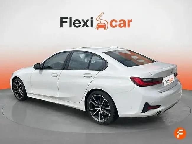 Begagnad BMW 330 258 HK (189 kW) 2021 Vit Sedan