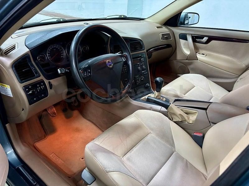 Usado Volvo S60 Kinetic 130 CV (95 kW) 2004 Verde Berlina