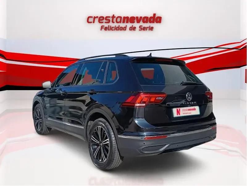 Usado VW Tiguan Life 150 CV (110 kW) 2024 SUV