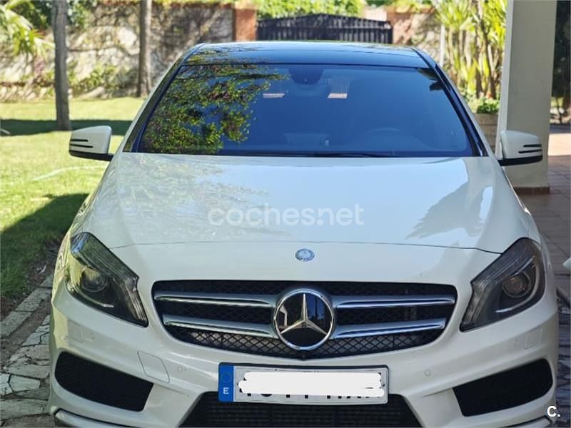Usado Mercedes A180 AMG line 109 CV (80 kW) 2014 Blanco Berlina