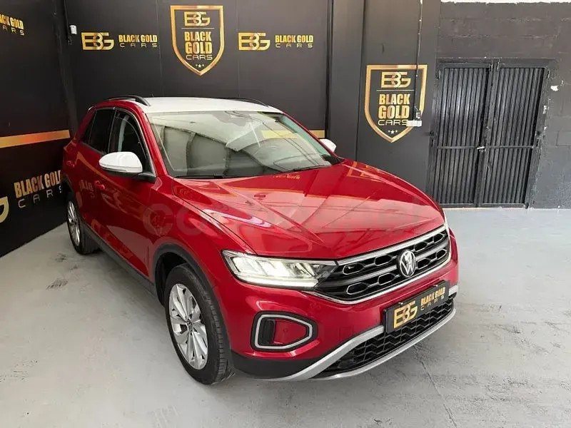 Usado VW T-Roc Life 115 CV (84 kW) 2023 Granate SUV