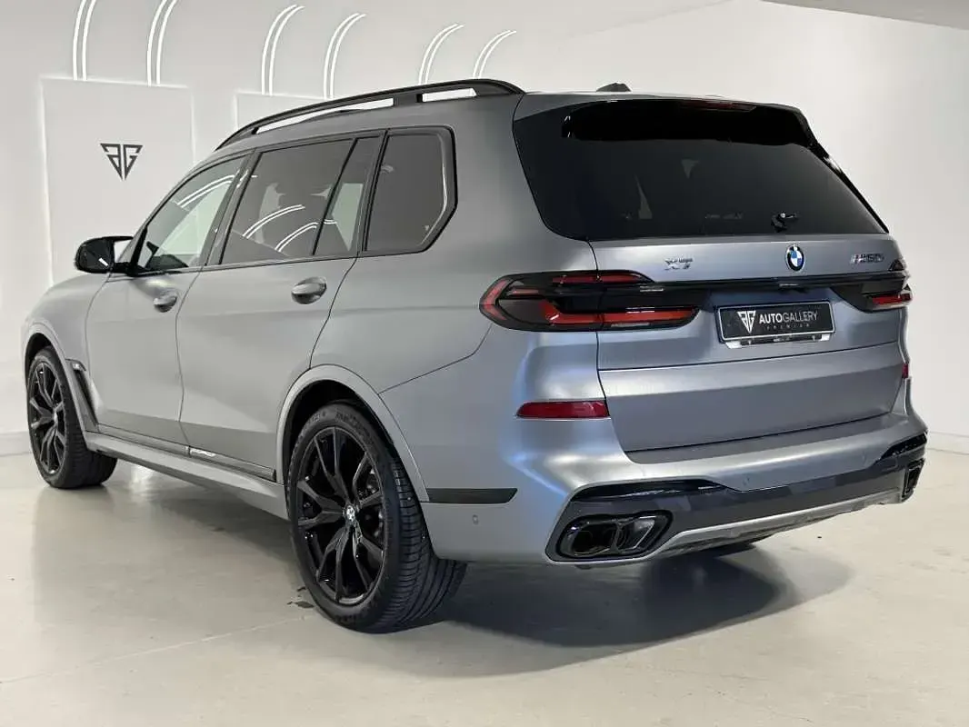 Usado BMW X7 M Sport 530 CV (389 kW) 2024 Gris SUV
