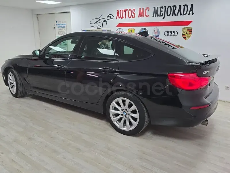 Używany BMW 318 Gran Turismo Comfort Edition 150 KM (110 kW) 2017 Czarny Sedan/Limuzyna