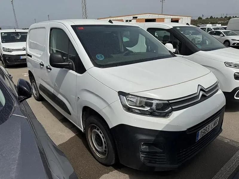 Usado Citroën Berlingo 102 HP (75 kW) 2021 Branco Monovolume