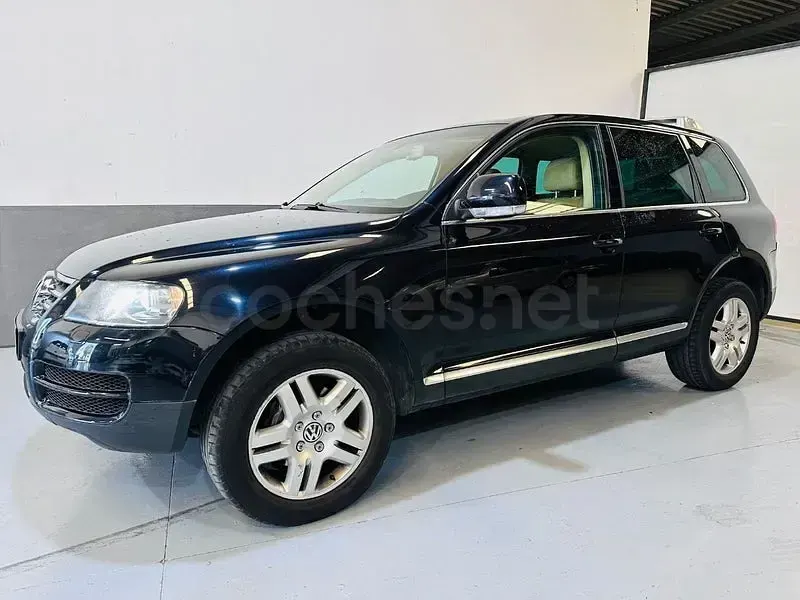 Second-hand VW Touareg 240 CP (176 kW) 2008 Negru SUV