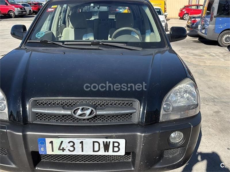 Negro Usado 2006 Hyundai Tucson Comfort SUV | 5000 € (Buen precio) - Imagen 1/4