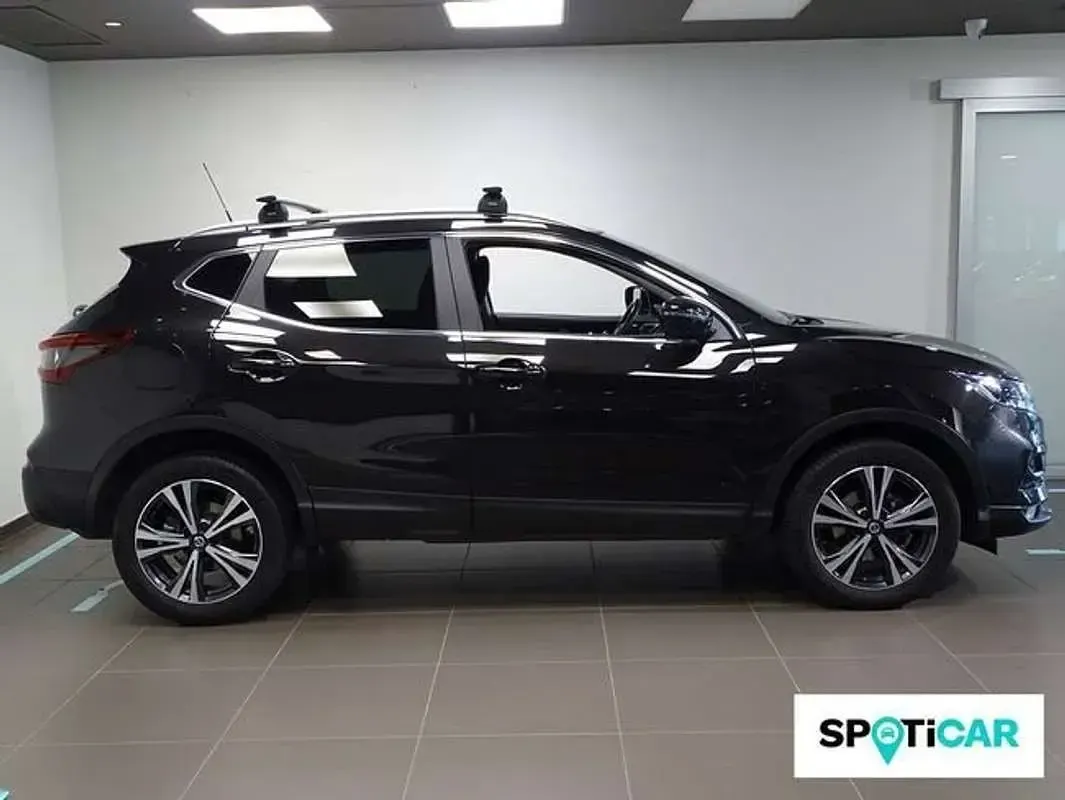 Usado Nissan Qashqai N-Connecta 116 CV (85 kW) 2021 Negro SUV