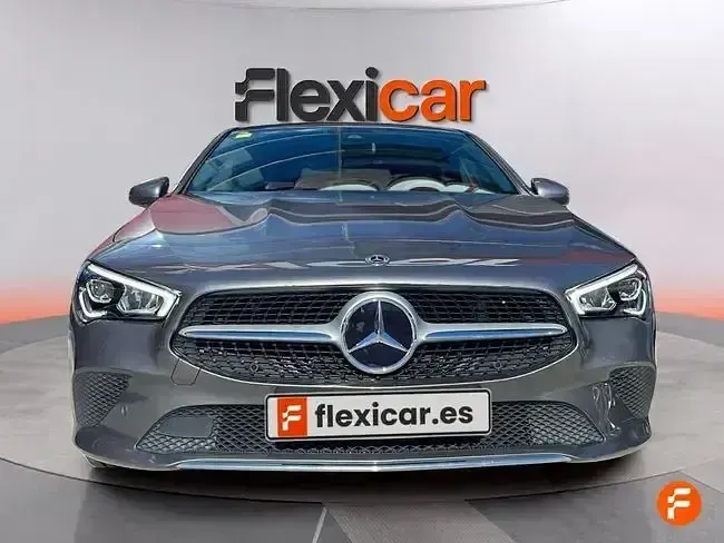 Usado Mercedes CLA180 136 CV (100 kW) 2020 Gris Berlina