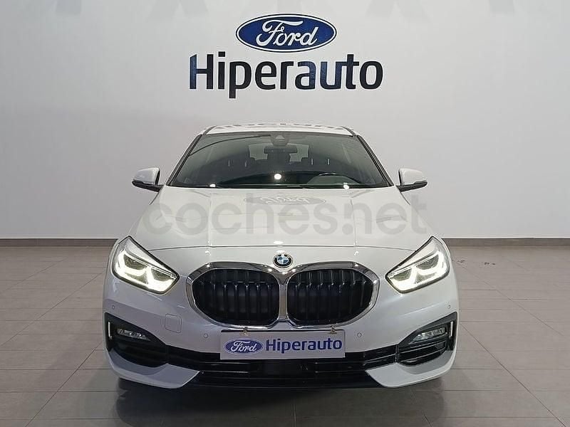 Usado BMW 118 Comfort Edition 136 CV (100 kW) 2020 Blanco Utilitario