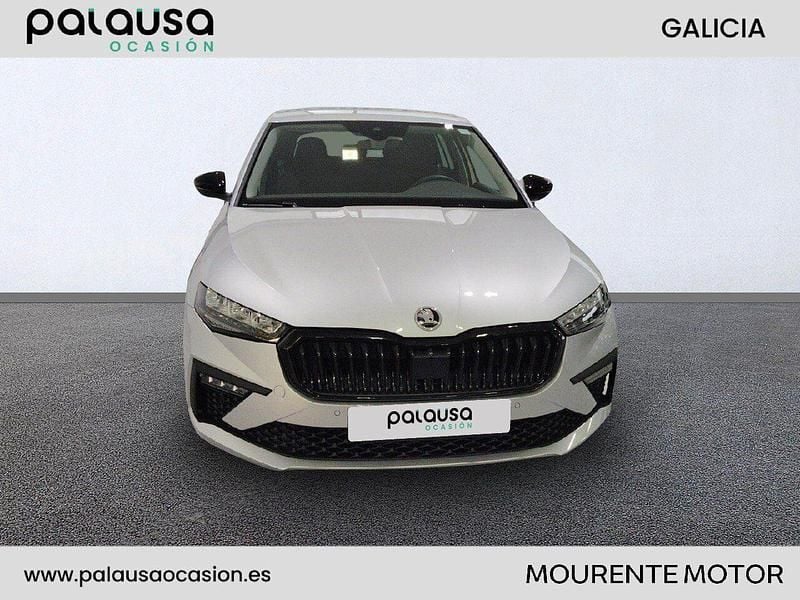 Usado Skoda Scala Selection 150 CV (110 kW) 2025 Gris / plata Utilitario